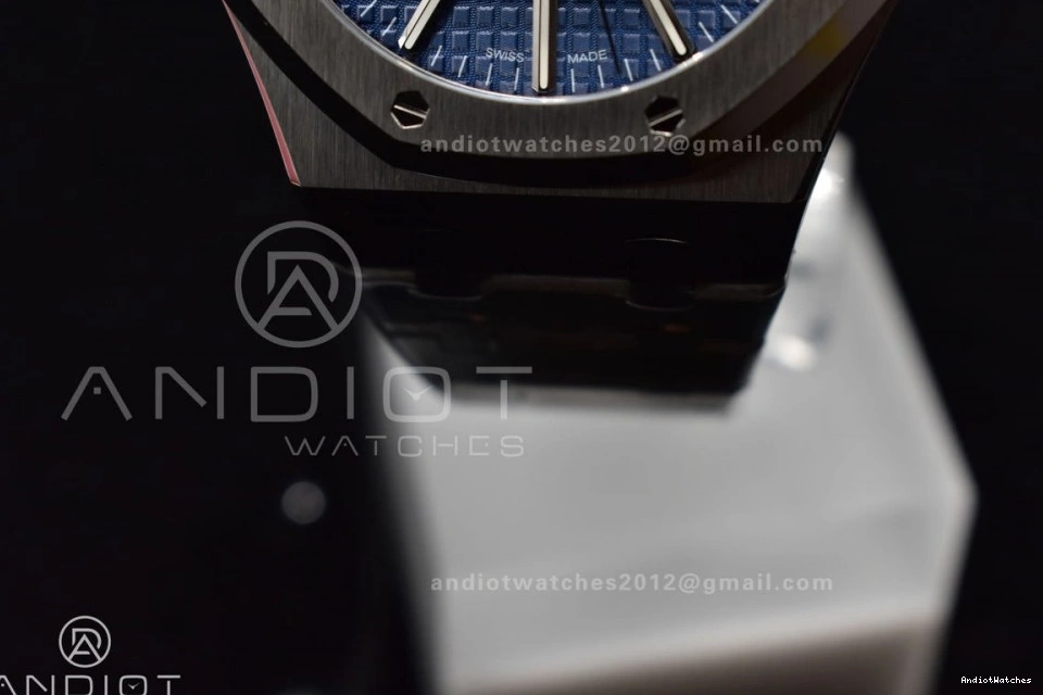 StreetReady SS 15510 41mm on Royal Bracelet Textured Oak Dial 1:1 